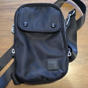 IHKWIP Everyday Essentials Crossbody in Black